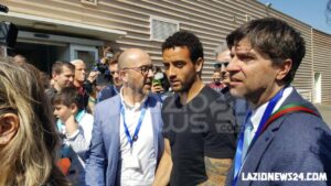 Solidarietà, la Lazio regala doni e sorrisi ai bambini dell’Ospedale di Belcolle – FOTO