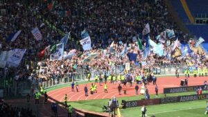Il ‘Giudice Sportivo ‘grazia’ la Lazio: nessun provvedimento per fumogeni e petardi
