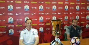 Juventus, Allegri e Chiellini: «In testa abbiamo solo il match di domani, la Lazio…»