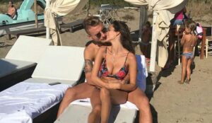 Fantacalcio, un fan scrive a Jessica Immobile: «Non infastidire tuo marito, deve segnare!»
