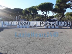 Sit in della Nord per Gabriele: «Vivrà sempre con noi. Nessuna pietà per Spaccarotella» – FOTO&VIDEO