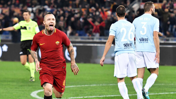 esultanza nainggolan roma lazio novembre 2017