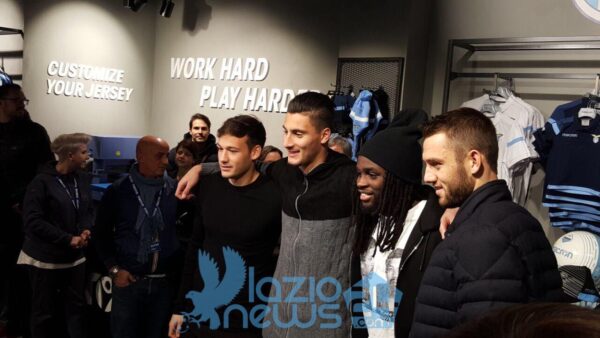 lazio store giocatori primo piano