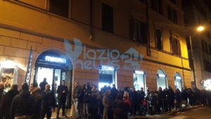 Inaugurazione Macron Store, Strakosha: «Bella serata con i nostri fantastici tifosi!» – FOTO