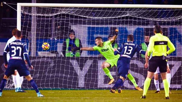 caldara lazio atalanta dicembre 2017