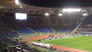 Lazio-Torino, la Curva Nord non ci sta: ecco la protesta contro Giacomelli – FOTO