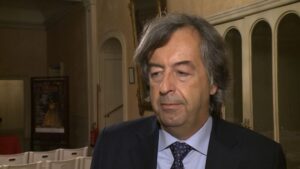 Covid, Burioni replica a CR7: «Anche lui un virologo?»