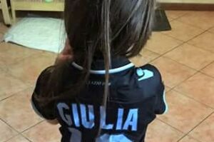 Immobile e Felipe Anderson, sorpresa alla piccola Giulia Paparelli. Papà Gabriele: «E’ il portafortuna della Lazio»
