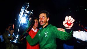 Grobbelaar, portiere del Liverpool nella finale contro la Roma: «Sono membro di un Lazio Club!»
