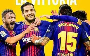 Roma, a Barcellona sagra degli autogol: sui social lo sfottò dei laziali – FOTO
