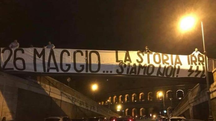 26 maggio striscione irriducibili
