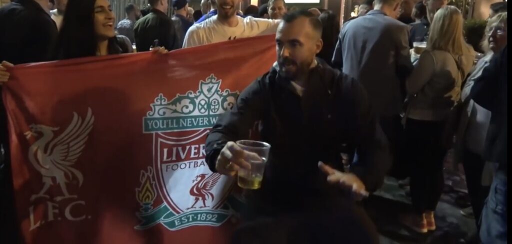 Liverpool, i tifosi sbarcano a Roma e cantano: «We love Lazio» - VIDEO 1 38B5D984 F2B2 476C ADCC B71C53235E3B