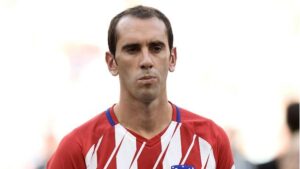 Calciomercato Lazio – Difesa da puntellare: da Godin a Jemerson, ecco la lista di Tare