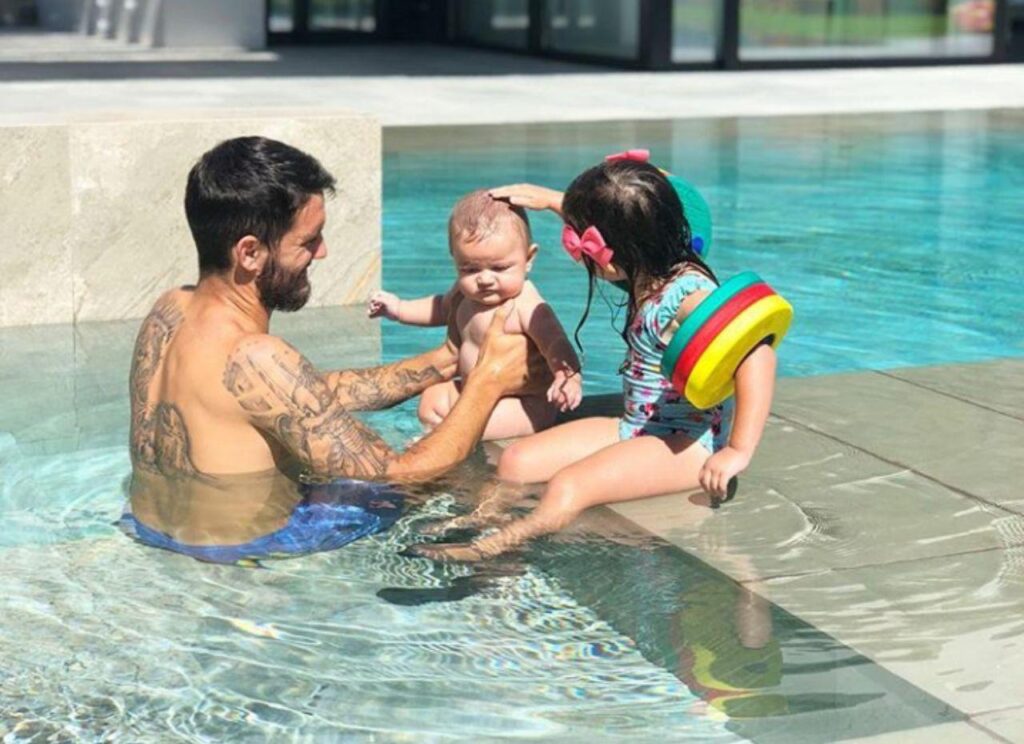 Dalla Sardegna a Parigi, ecco le mete scelte dai laziali per gli ultimi giorni di vacanza - FOTO 1 photo 2018 07 29 19 18 23