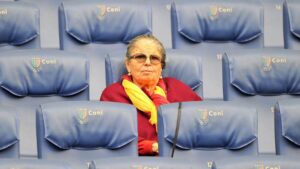 Funerali di Maria Sensi, c’è Manzini: la Lazio dona una corona di fiori