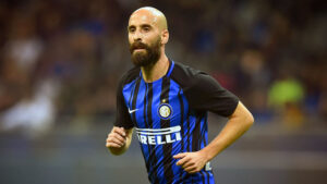 Serie A, Borja Valero: «Ricominciare solo quando sarà tutto sotto controllo»
