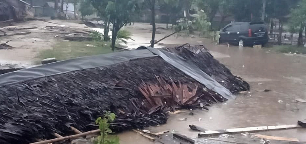 Tsunami in Indonesia, 222 morti e 843 feriti. Le autorità: «Bilancio salirà ancora» - VIDEO 1 Tsunami