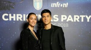 Lazio, Correa batte tutti: la fidanzata Desiree è la regina della cena di Natale – FOTO & VIDEO