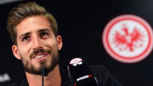 Lazio-Eintracht, Trapp: «Vogliamo incantare ancora. Acerbi? Lo rispetto…»