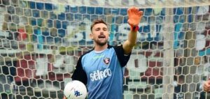 Calciomercato, l’ag. di Micai: «Ha firmato con la Salernitana, alla Lazio c’è Strakosha»
