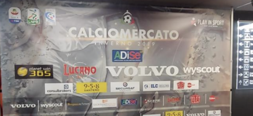 Rivivi il live - Calciomercato Serie A: Cagliari ed Empoli scatenati. Vanja Milinkovic ad Ascoli. Zero colpi per Juve e Roma. Sau alla Sampdoria 1 calciomercato