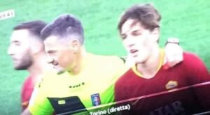 Roma-Torino: Giacomelli abbraccia Zaniolo, ma con Immobile… – FOTO