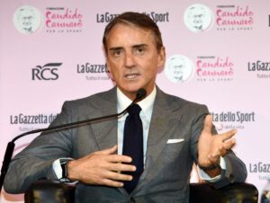 Nazionale, Mancini: «Maglia verde? Sono per la tradizione»