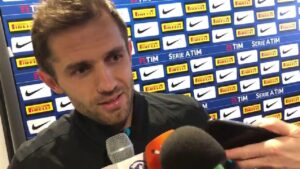 Lulic: «Bisogna avere calma e non esagerare, contro la Spal ci dobbiamo confermare» – VIDEO