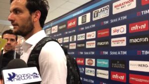 Parolo: «Bisogna avere umiltà, pensavo avessimo superato questo limite. Ci siamo svegliati solo dopo due schiaffi» – VIDEO