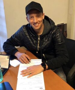 Ufficiale – Lazio, arriva il rinnovo di Leiva. Il giocatore: «Felicissimo, onorerò la maglia»