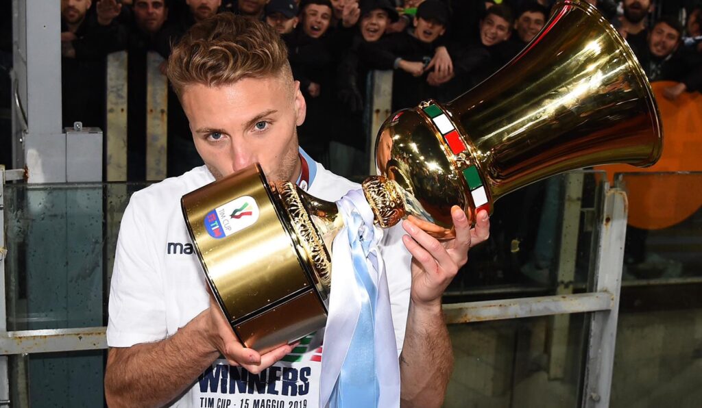 Immobile: «Non sarò Klose o Chinaglia, ma per la Lazio ho sempre dato tutto. A Roma vinciamo solo noi!» 1 immobile ciro trofeo coppa italia