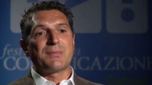 Serie A, De Siervo: «Se non si riprende i campioni andranno via»