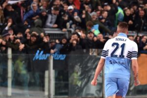 Calciomercato Lazio, Kezman a Manchester per definire la cessione di Milinkovic