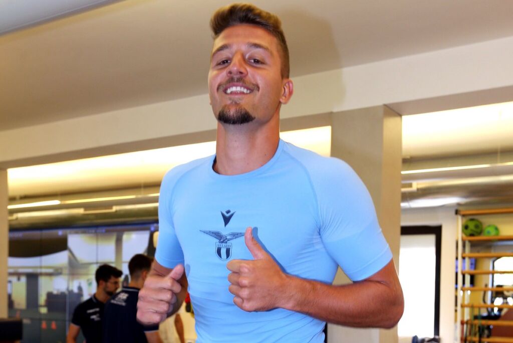 Milinkovic, la Serie A omaggia il 'Sergente' con una patch celebrativa 1 milinkovic palestra e1566380757929