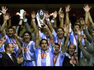 Supercoppa europea, solo due italiane hanno vinto il trofeo negli ultimi 20 anni: c’è la Lazio – FOTO