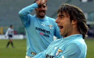 Lazio, accade oggi: 19 anni fa la tripletta di Lopez in Champions – VIDEO