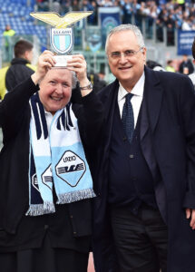 Lazio, giocatori ai fornelli per beneficenza: l’iniziativa di suor Paola