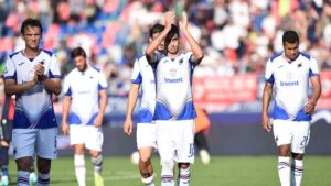 applauso fine gara bologna sampdoria
