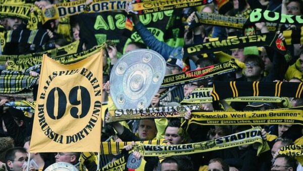 tifosi Borussia Dortmund bundesliga