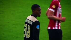gravenberch ajax