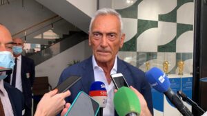 Gravina: «Contiamo su riapertura stadi per la prossima stagione»