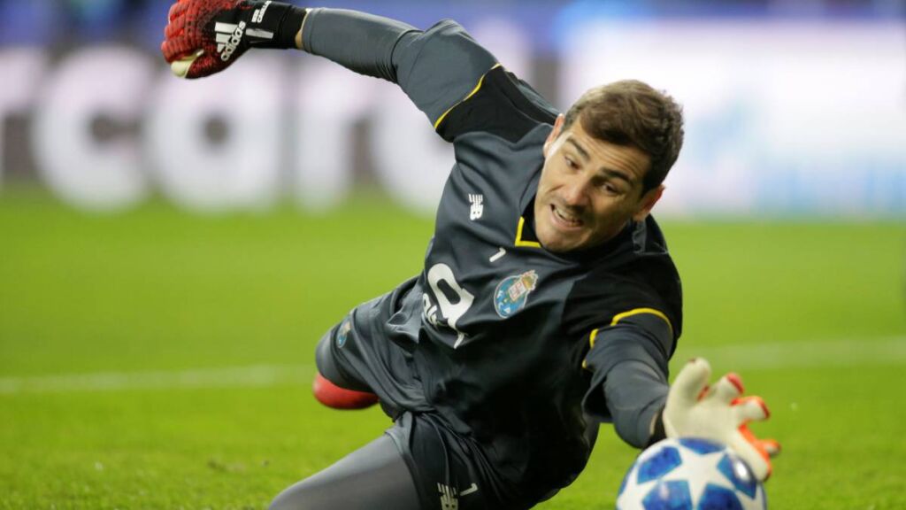 Lazio, si ritira l'ultimo portiere a cui hai segnato in Champions League 1 casillas 1