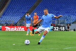 Leiva e la Lazio fanno gli auguri a Pelè: «Orgogliosi di festeggiare i tuoi 80!»