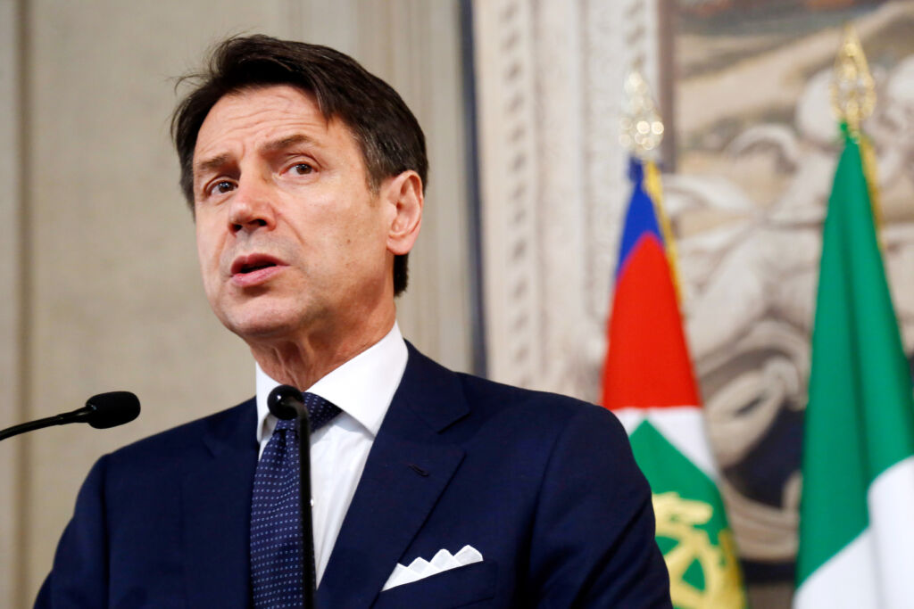 Conferenza Conte: «Ecco quando l'Italia sarà zona rossa» 1 Conte SZ 114