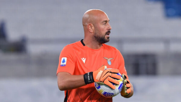 Reina AS1 2994 e1608384278280