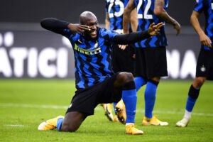Serie A, l’Inter si sbarazza del Benevento: 4-0