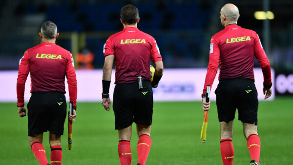 Arbitro arbitri guardalinee