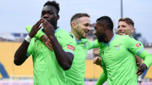 San Valentino, i giocatori biancocelesti celebrano l’amore sui social FOTO