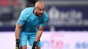 David Villa elogia Reina: «È incredibile che giochi ancora a questi livelli»