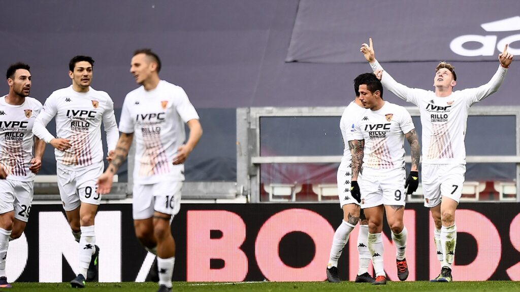 Foggia: «Mi sono fatto male per festeggiare la vittoria sulla Juve» 1 gol benevento